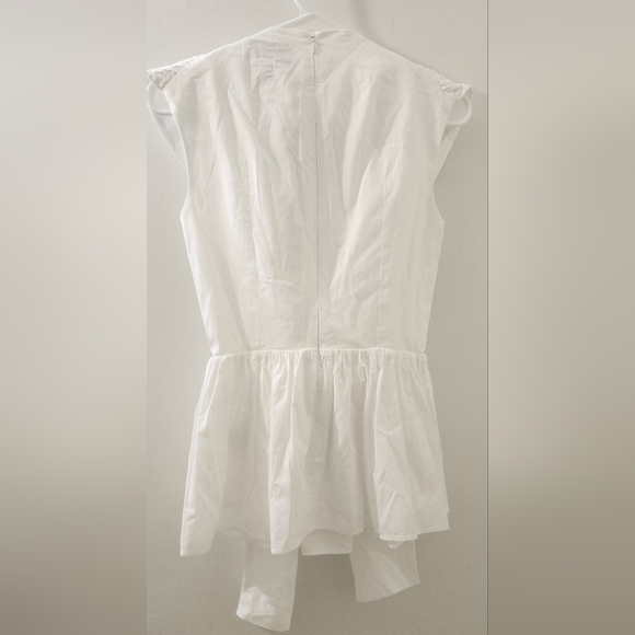 Tove White Sleeveless Top with Bow Detail, Size 34, Organic Cotton. - Picture 9 of 15